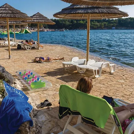 Amazing In Vranici With Wifi Porec